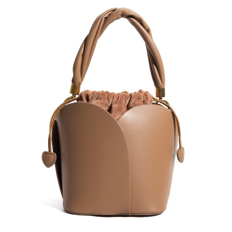 Bucket bag single petal for women